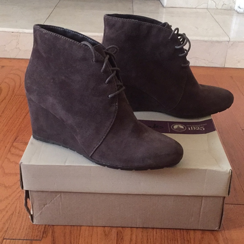 Clark’s Booties suede $150